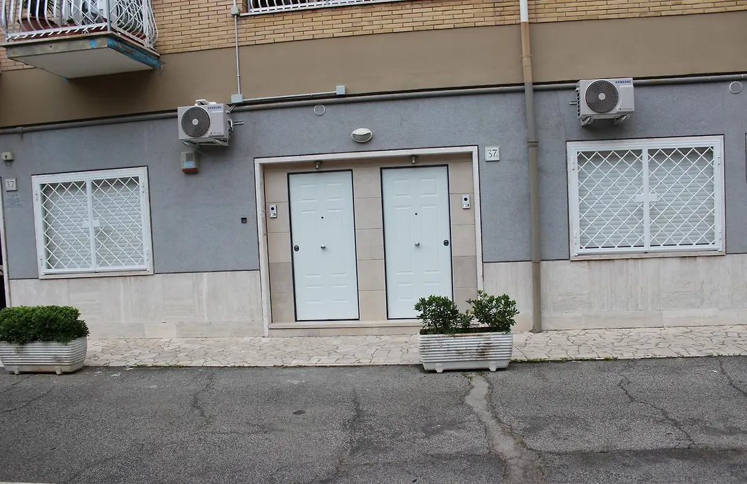 Locazione Turistica Loft Roma Tiburtina-1